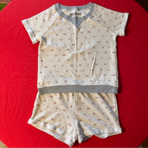 Warner Bros. Other - Warner Bros. Harry Potter Gray Kids Pajamas set size M FREE SHIPPING